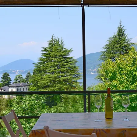 Holiday home Locazione Turistica Carlo Castelveccana